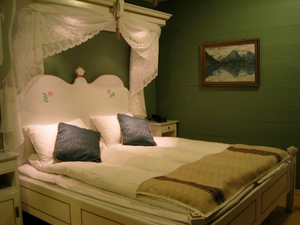 Hjelle Hotel ภายนอก รูปภาพ